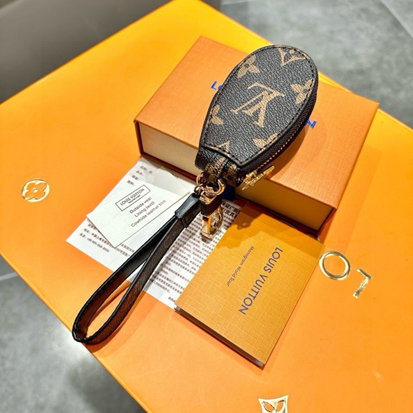 ブランドキーホルダー背面デザイン